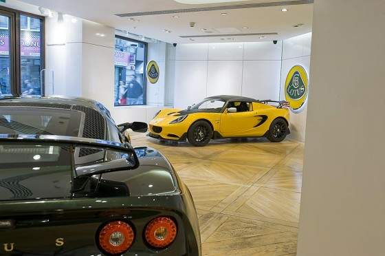 Lotus abre un concesionario en Picadilly-02