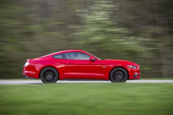 Ford-Mustang-3