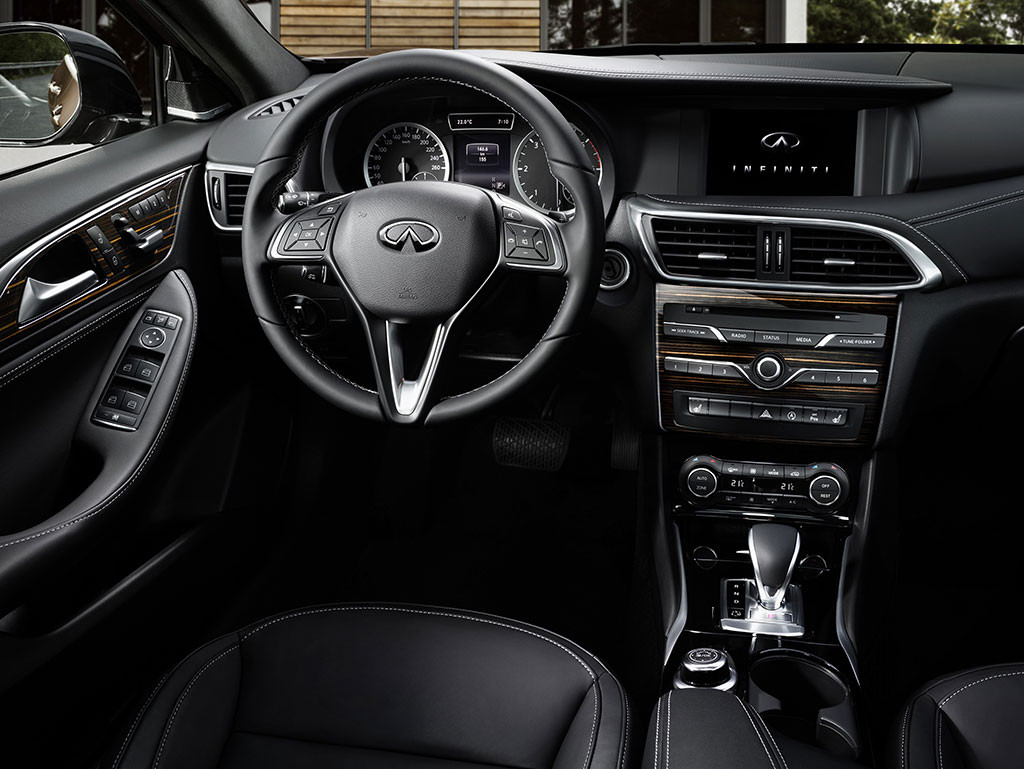 Nuevo-Infiniti-Q30-5