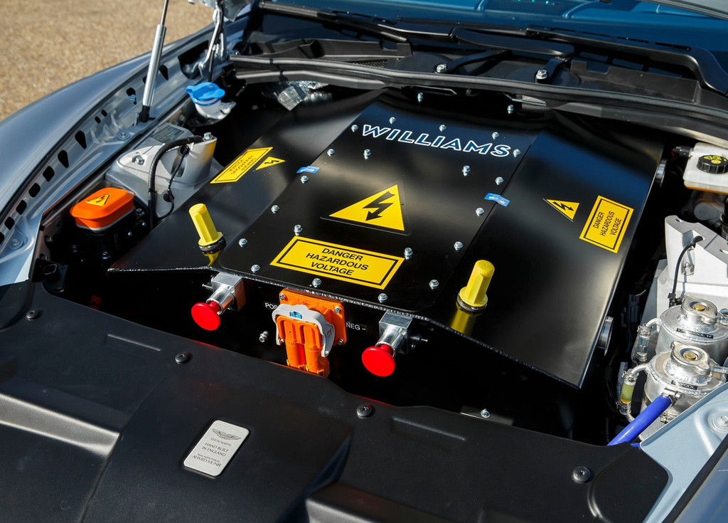 aston-martin-rapide-concept-3