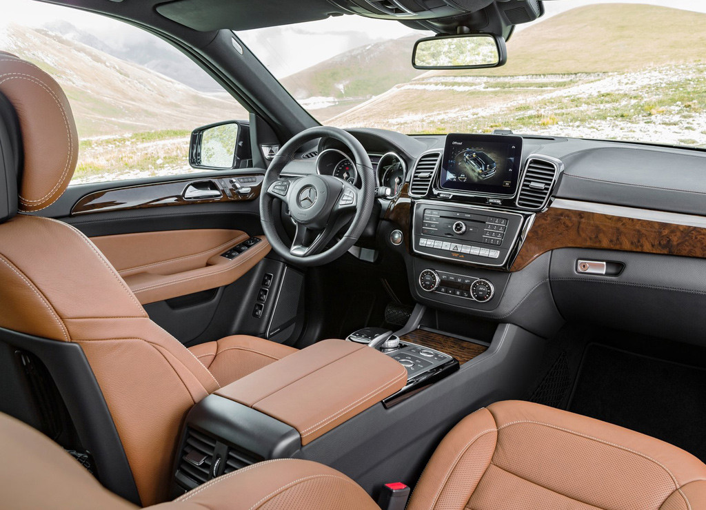 mercedes-benz-gls-3