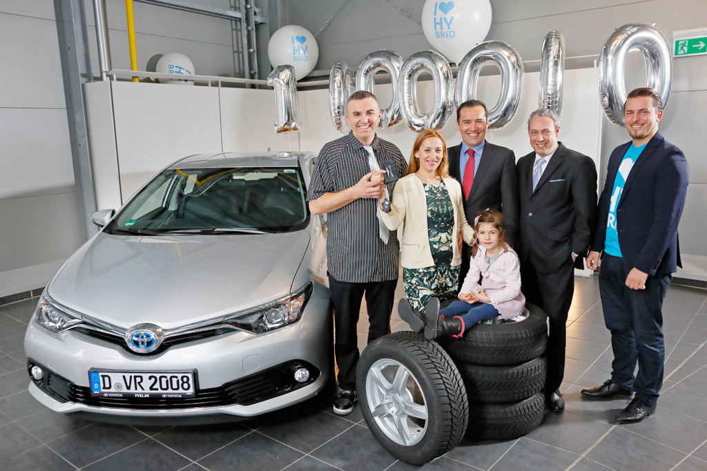 un-millon-de-toyota-hibridos-en-europa-2