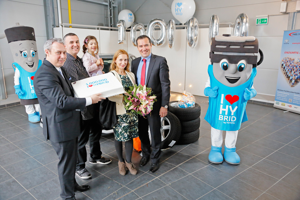 un-millon-de-toyota-hibridos-en-europa-3