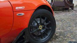 Lotus Elise Cup 250 llanta