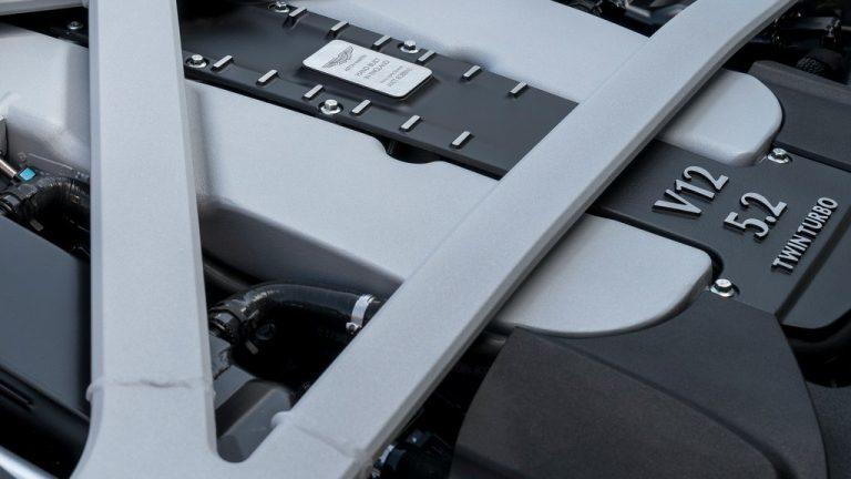 Aston Martin DB11 Motor