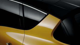 Detalle de la carrocería bicolor del nuevo Renault Scénic