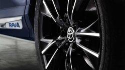 Toyota RAV4 hybrid Sapphire