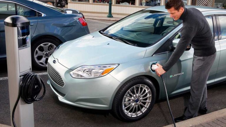 Ford Focus eléctrico 2017