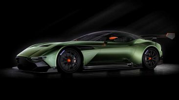 Aston Martin Vulcan calle