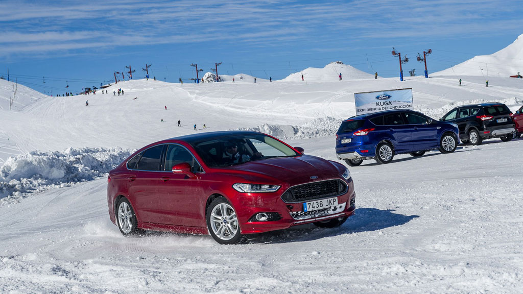 Ford nieve Astún