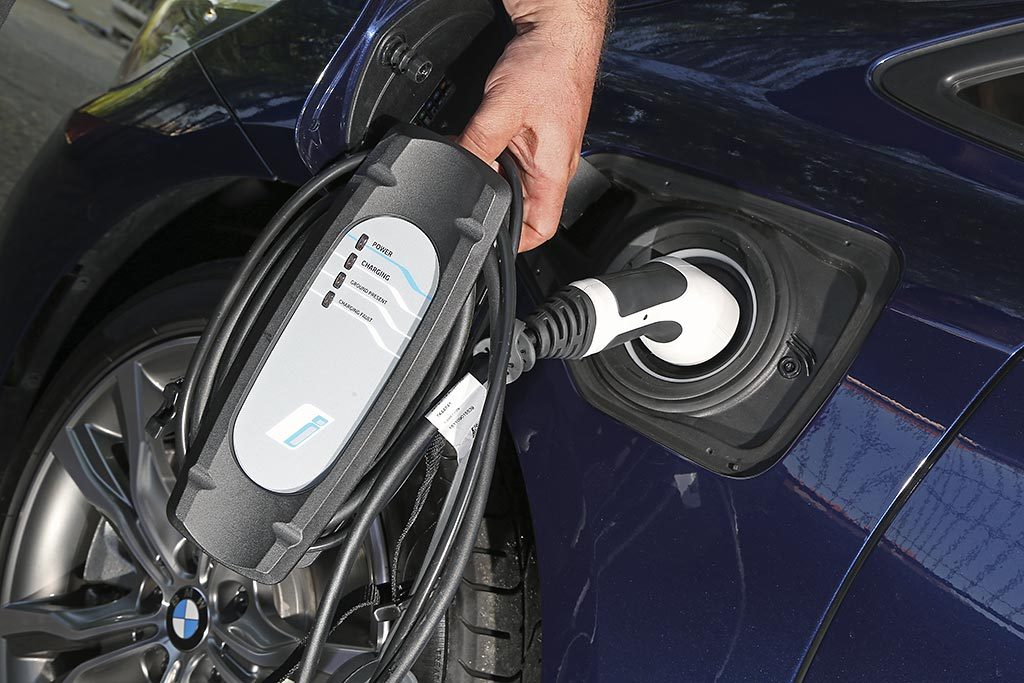 recarga BMW híbrido enchufable