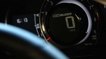 Mugen Honda S660 RA pantalla digital