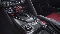 Nissan GT-R NISMO 2017 palanca de cambio