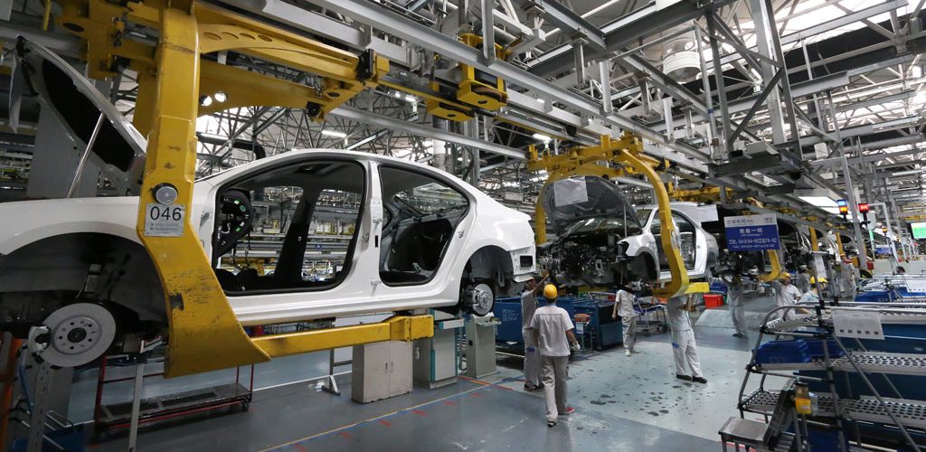 La fabricación de coches continúa creciendo en España con respecto a 2015.