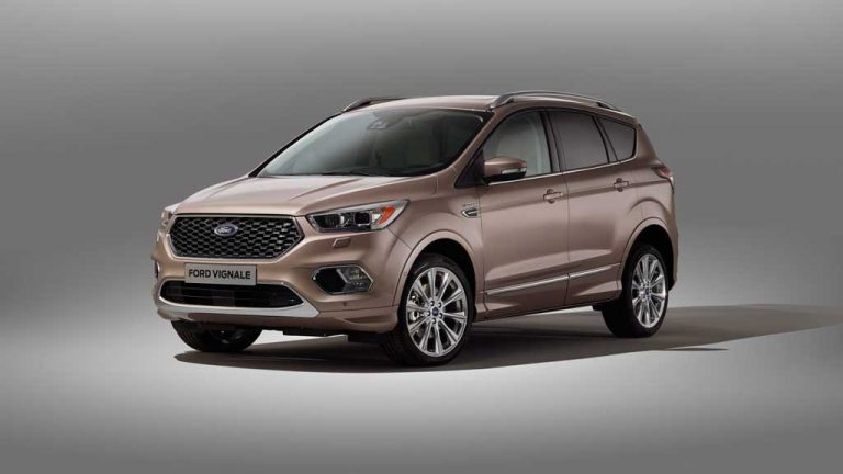 Ford Kuga Vignale 2017 delantera estática