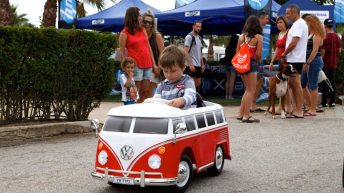 FurgoVolkswagen 2016 furgoneta juguete