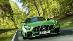 Mercedes-AMG GT R 2017 frontal dinámica carretera