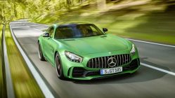 Mercedes-AMG GT R 2017 frontal dinámica carretera