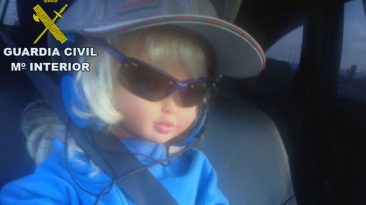 Multa muñeca Bus-VAO A6 Niña copiloto