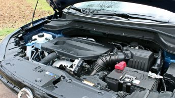 Prueba SsangYong Tivoli vano motor