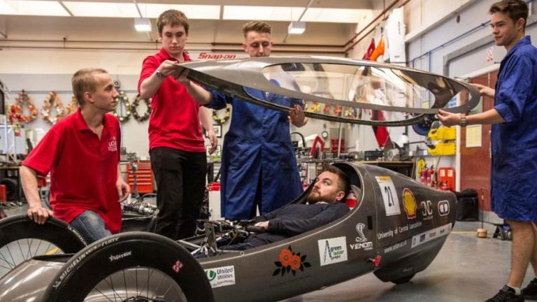 Unos alumnos españoles participarán en la Shell Eco-Marathon usando un litro de alcohol.