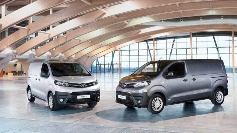 Toyota Proace Van 2016 frontal estática