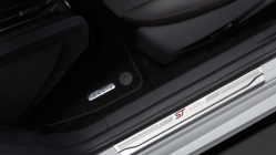 Ford Focus ST Line umbrales de puerta