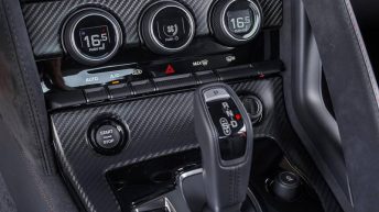 Consola Jaguar F-Type SVR