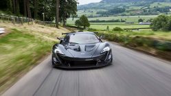 McLaren P1 LM negro forntal Goodwood