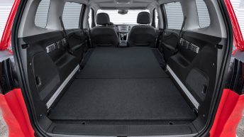 maletero Opel Zafira 2016