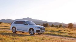 Prueba Audi Q7 3.0 TDI 272 CV blanco S Line lateral