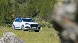 Prueba Audi Q7 3.0 TDI 272 CV blanco S Line frontal