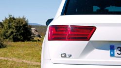Prueba Audi Q7 3.0 TDI 272 CV blanco S Line logotipo