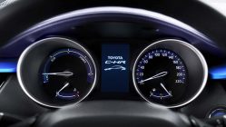 Toyota C-HR interior cuadro de mandos