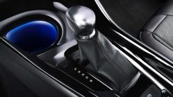 Toyota C-HR interior palanca de cambio