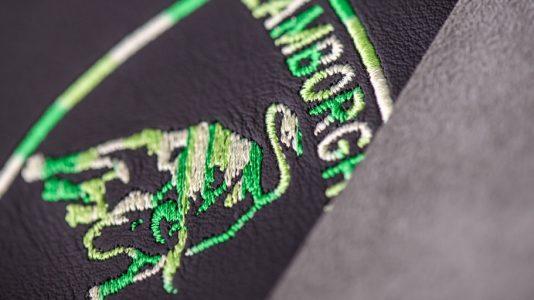 Lamborghini vuelve a trasladar a Bolonia un taller interactivo de diseño.