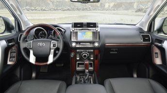 Nuevo Toyota Land Cruiser interior