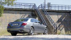 Prueba Mercedes E 220d 2016 trasera AMG