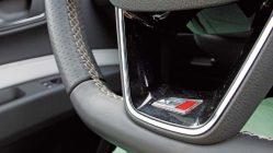 Prueba SEAT León SC CUPRA 290 Performance Pack interior volante