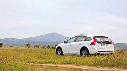 Prueba Volvo V60 Cross Country D4 blanco trasera