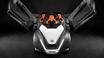 Nuevo Nissan BladeGlider - Frontal - Puertas extendidas