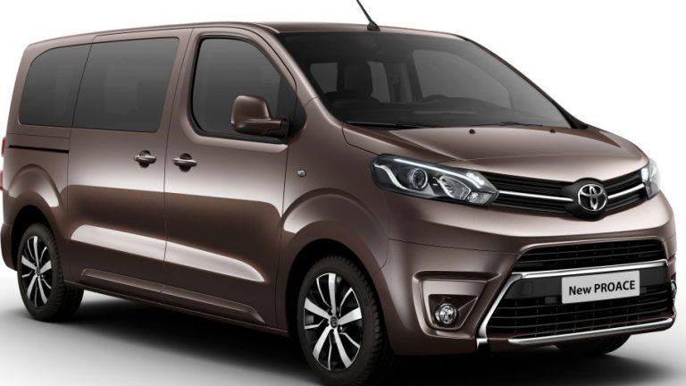 Llegan a España las primeras unidades de Toyota Proace Verso.