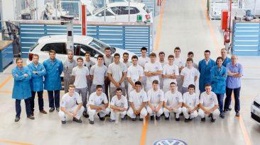 Aprendices Landaben Navarra - Teoría y Práctica para fabricar el Volkswagen Polo