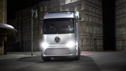 Mercedes Urban eTruck Concept frontal