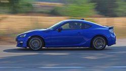 Subaru BRZ prueba azul lateral