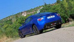 Subaru BRZ prueba azul trasera