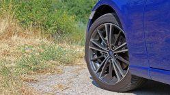 Subaru BRZ prueba azul llantas