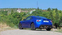 Subaru BRZ prueba azul trasera