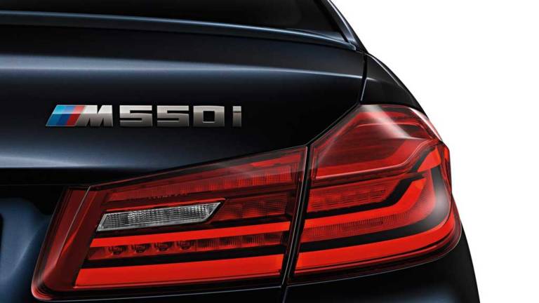 BMW M550i 2017