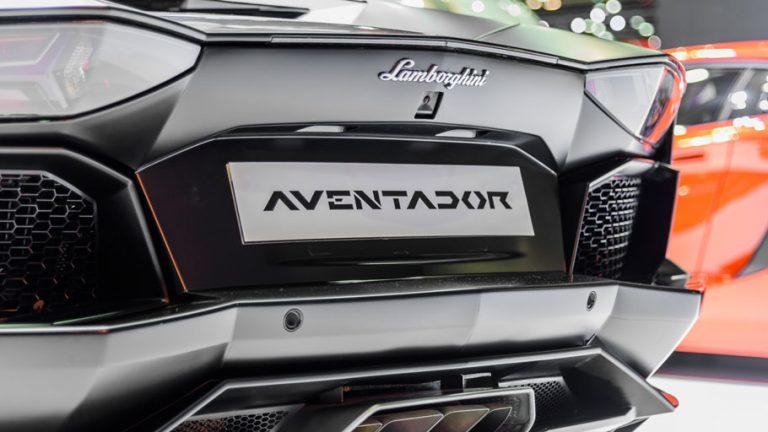 Estos son, actualmente, los 11 coches del mercado que más combustible consumen.